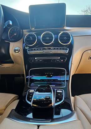 MERCEDES-BENZ-GLC 250-2019