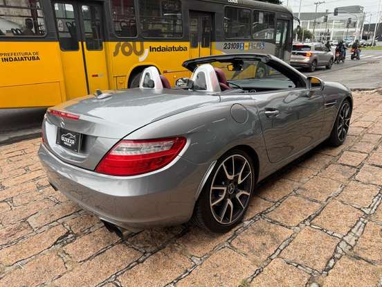 MERCEDES-BENZ-SLK 200-2011