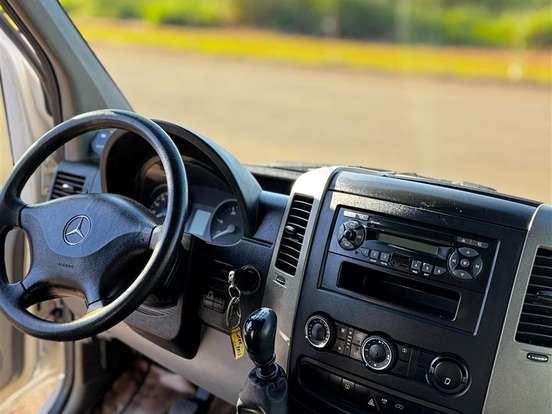 MERCEDES-BENZ-SPRINTER-2.2 415 CDI VAN 16 LUGARES TETO BAIXO 16V BI-TURBO DIESEL MANUAL MERCEDES-BENZ-SPRINTER-2015