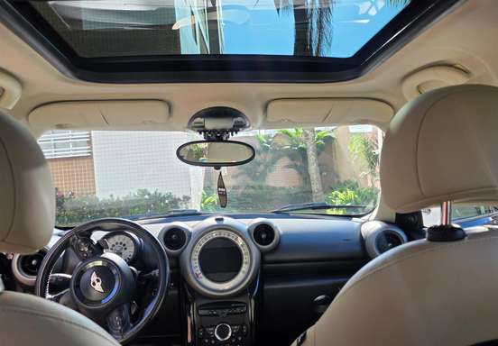 MINI-COUNTRYMAN-2011
