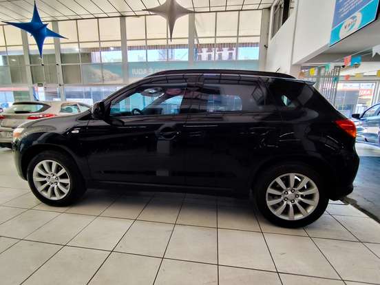 MITSUBISHI-ASX-2014