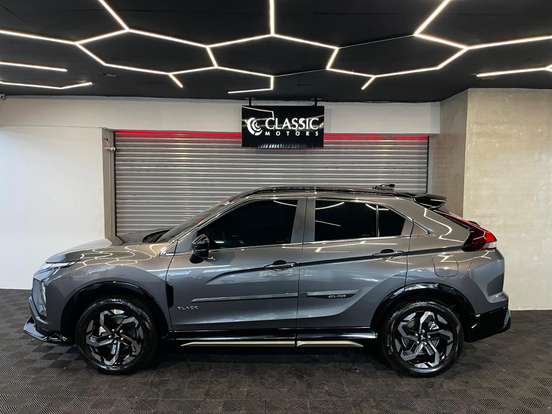 MITSUBISHI-ECLIPSE CROSS-1.5 MIVEC TURBO GASOLINA HPE-S BLACK S-AWC CVT MITSUBISHI-ECLIPSE CROSS-2025