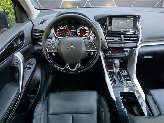 MITSUBISHI-ECLIPSE CROSS-2024