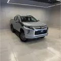 MITSUBISHI L200 TRITON 2.4 16V TURBO DIESEL SPORT HPE CD 4P 4X4 AUTOMÁTICO MITSUBISHI L200 TRITON 2.4 16V TURBO DIESEL SPORT HPE CD 4P 4X4 AUTOMÁTICO