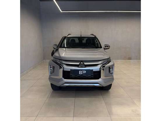 MITSUBISHI-L200 TRITON-2.4 16V TURBO DIESEL SPORT HPE CD 4P 4X4 AUTOMÁTICO MITSUBISHI-L200 TRITON-2023