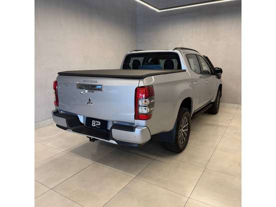 MITSUBISHI-L200 TRITON-2.4 16V TURBO DIESEL SPORT HPE CD 4P 4X4 AUTOMÁTICO MITSUBISHI-L200 TRITON-2023