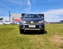 MITSUBISHI L200 TRITON 2.4 16V TURBO DIESEL SPORT HPE CD 4P 4X4 AUTOMÁTICO MITSUBISHI L200 TRITON 2.4 16V TURBO DIESEL SPORT HPE CD 4P 4X4 AUTOMÁTICO