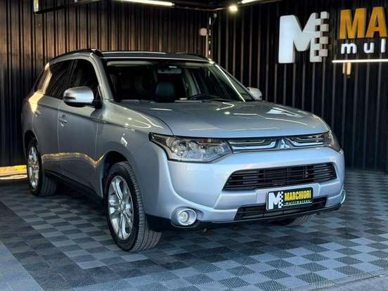 MITSUBISHI-OUTLANDER-2.0 16V GASOLINA 4P AUTOMÁTICO MITSUBISHI-OUTLANDER-2013