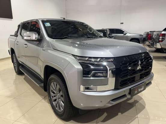 MITSUBISHI-TRITON-2.4 BITURBO DIESEL CD HPE-S 4X4 AUTOMÁTICO MITSUBISHI-TRITON-2025