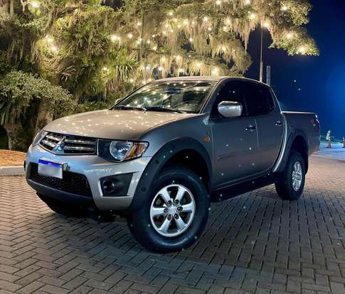 MITSUBISHI-L200 TRITON-2013