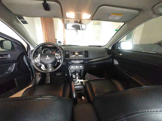 MITSUBISHI-LANCER-2.0 16V GASOLINA 4P AUTOMÁTICO MITSUBISHI-LANCER-2012