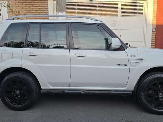 MITSUBISHI-PAJERO TR4-2.0 4X4 16V 140CV FLEX 4P AUTOMÁTICO MITSUBISHI-PAJERO TR4-2013