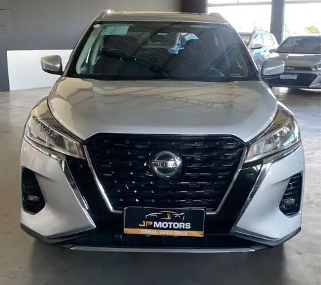 NISSAN-KICKS-2022