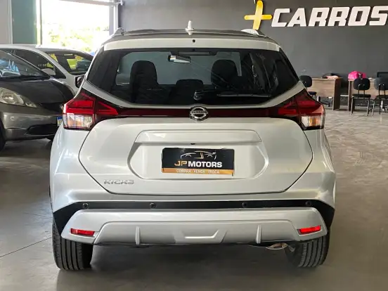NISSAN-KICKS-2022