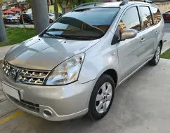 NISSAN LIVINA 1.8 SL 16V FLEX 4P AUTOMÁTICO NISSAN LIVINA 1.8 SL 16V FLEX 4P AUTOMÁTICO