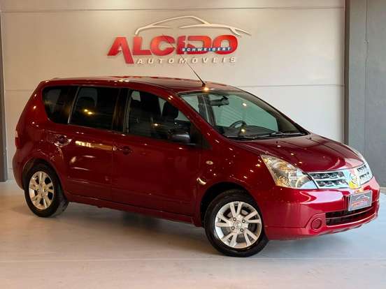 NISSAN-LIVINA-2013