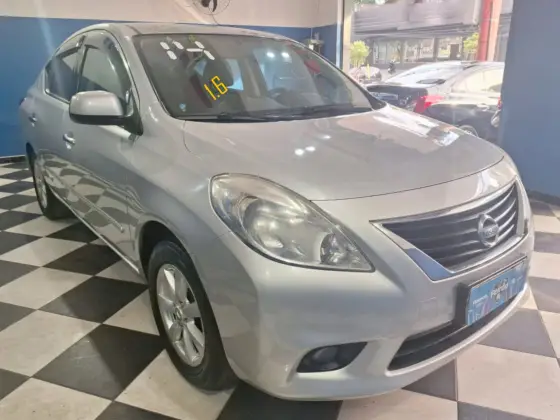 NISSAN VERSA 1.6 16V FLEX SL 4P MANUAL NISSAN VERSA 1.6 16V FLEX SL 4P MANUAL