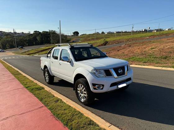 NISSAN FRONTIER 2.5 SL 4X4 CD TURBO ELETRONIC DIESEL 4P AUTOMÁTICO