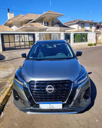 NISSAN-KICKS-2023