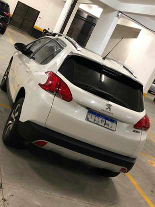PEUGEOT-2008-2017