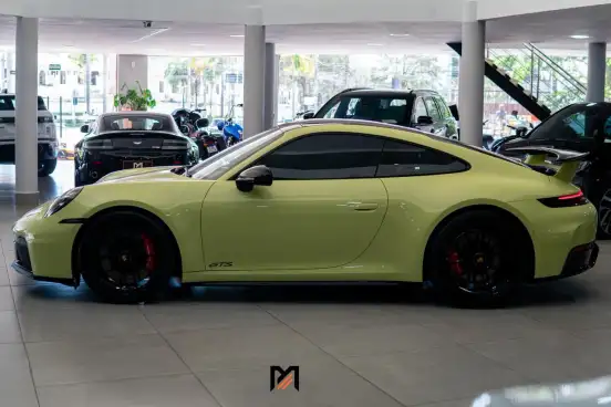 PORSCHE-911-2025