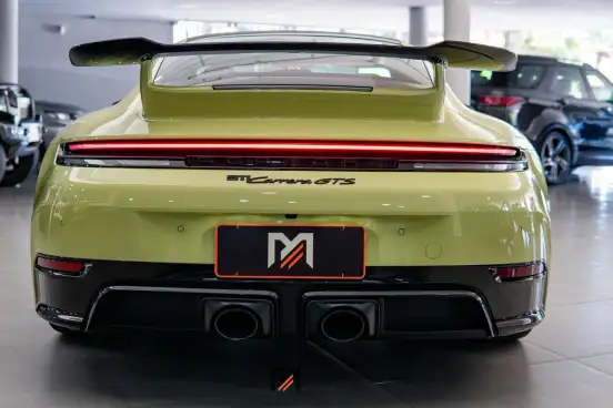 PORSCHE-911-2025