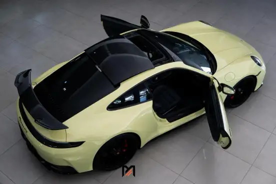 PORSCHE-911-2025