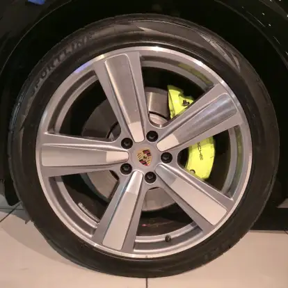 PORSCHE-CAYENNE-2024