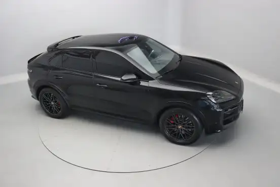 PORSCHE-CAYENNE-2025