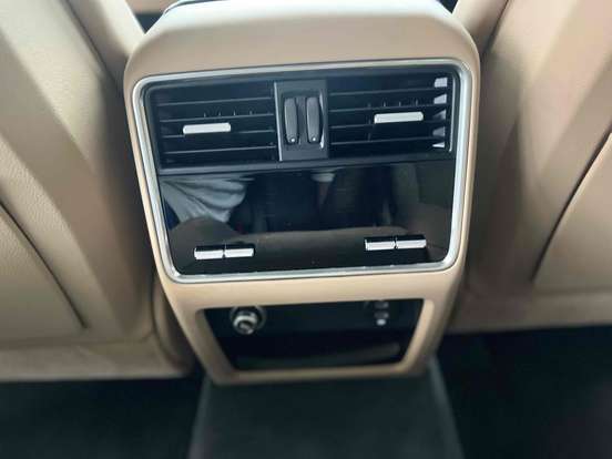 PORSCHE-CAYENNE-2022