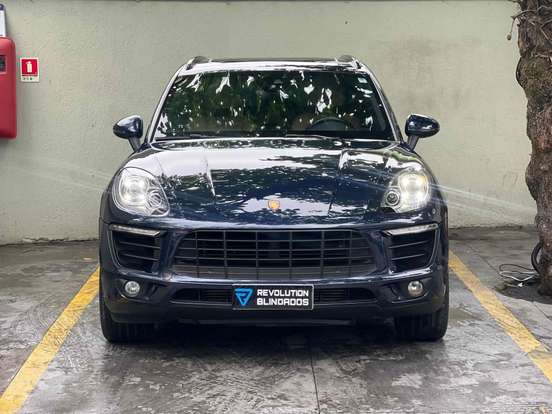 PORSCHE-MACAN-2018