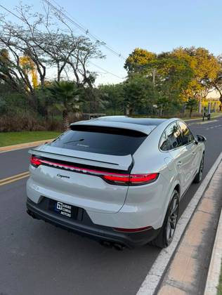 PORSCHE CAYENNE 3.0 V6 E-HYBRID COUPÉ AWD TIPTRONIC S
