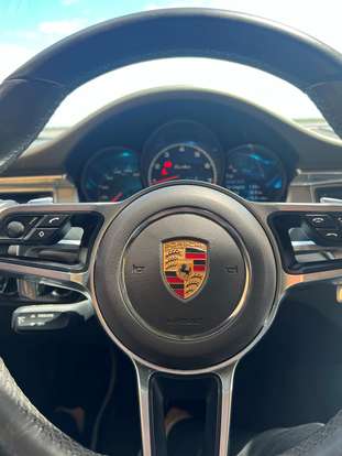 PORSCHE-MACAN-2014