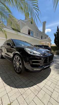 PORSCHE-MACAN-2014