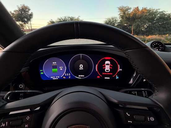 PORSCHE-MACAN-TURBO ELÉTRICO PORSCHE-MACAN-2025