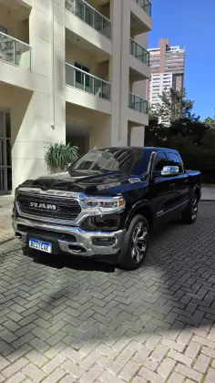 RAM 1500 5.7 V8 GASOLINA LIMITED CD 4X4 AUTOMÁTICO RAM 1500 5.7 V8 GASOLINA LIMITED CD 4X4 AUTOMÁTICO
