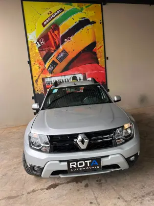 RENAULT DUSTER 1.6 16V SCE FLEX DYNAMIQUE X-TRONIC RENAULT DUSTER 1.6 16V SCE FLEX DYNAMIQUE X-TRONIC
