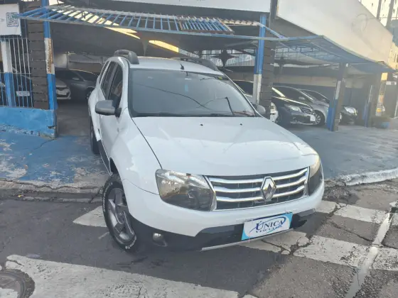 RENAULT DUSTER 2.0 DYNAMIQUE 4X2 16V FLEX 4P AUTOMÁTICO RENAULT DUSTER 2.0 DYNAMIQUE 4X2 16V FLEX 4P AUTOMÁTICO