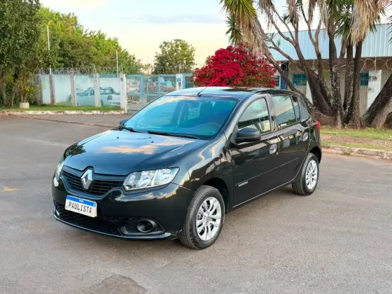 RENAULT SANDERO 1.0 12V SCE FLEX AUTHENTIQUE MANUAL RENAULT SANDERO 1.0 12V SCE FLEX AUTHENTIQUE MANUAL