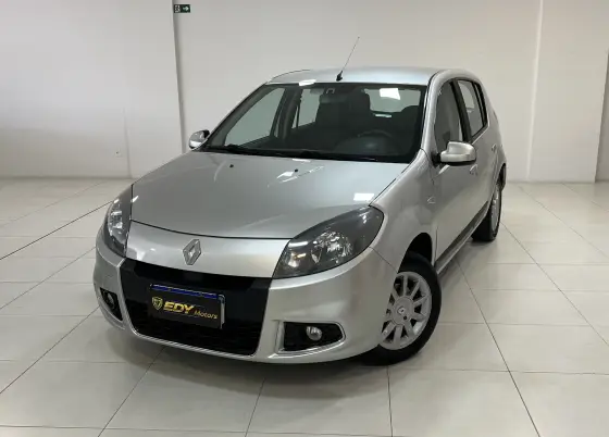 RENAULT SANDERO 1.6 PRIVILÉGE 16V FLEX 4P AUTOMÁTICO RENAULT SANDERO 1.6 PRIVILÉGE 16V FLEX 4P AUTOMÁTICO