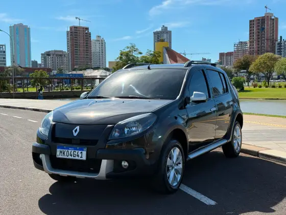 RENAULT SANDERO 1.6 STEPWAY 16V FLEX 4P MANUAL RENAULT SANDERO 1.6 STEPWAY 16V FLEX 4P MANUAL