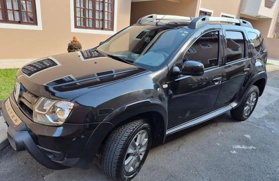 RENAULT-DUSTER-2019
