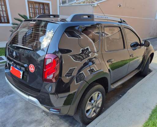 RENAULT-DUSTER-2019