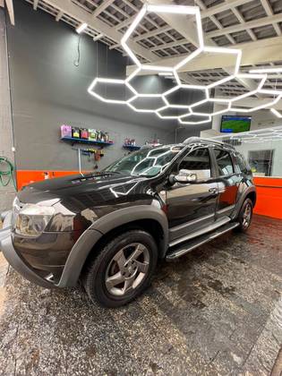 RENAULT DUSTER 2.0 DYNAMIQUE 4X2 16V FLEX 4P AUTOMÁTICO