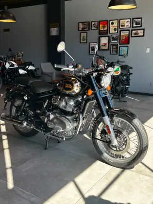 ROYAL ENFIELD CLASSIC 650 BLACK CHROME ROYAL ENFIELD CLASSIC 650 BLACK CHROME