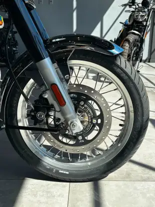 ROYAL ENFIELD-CLASSIC 650 BLACK CHROME ROYAL ENFIELD-CLASSIC 650 BLACK CHROME-2026
