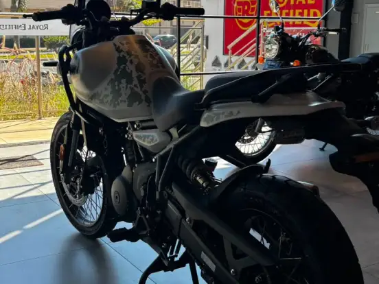 ROYAL ENFIELD-HIMALAYAN 450 KAMET WHITE ROYAL ENFIELD-HIMALAYAN 450 KAMET WHITE-2026