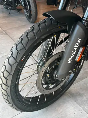 ROYAL ENFIELD-HIMALAYAN 450 KAMET WHITE-2026