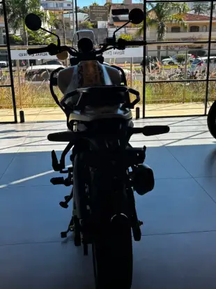 ROYAL ENFIELD-HIMALAYAN 450 KAMET WHITE-2026