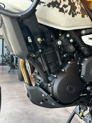 ROYAL ENFIELD-HIMALAYAN 450 KAMET WHITE ROYAL ENFIELD-HIMALAYAN 450 KAMET WHITE-2026